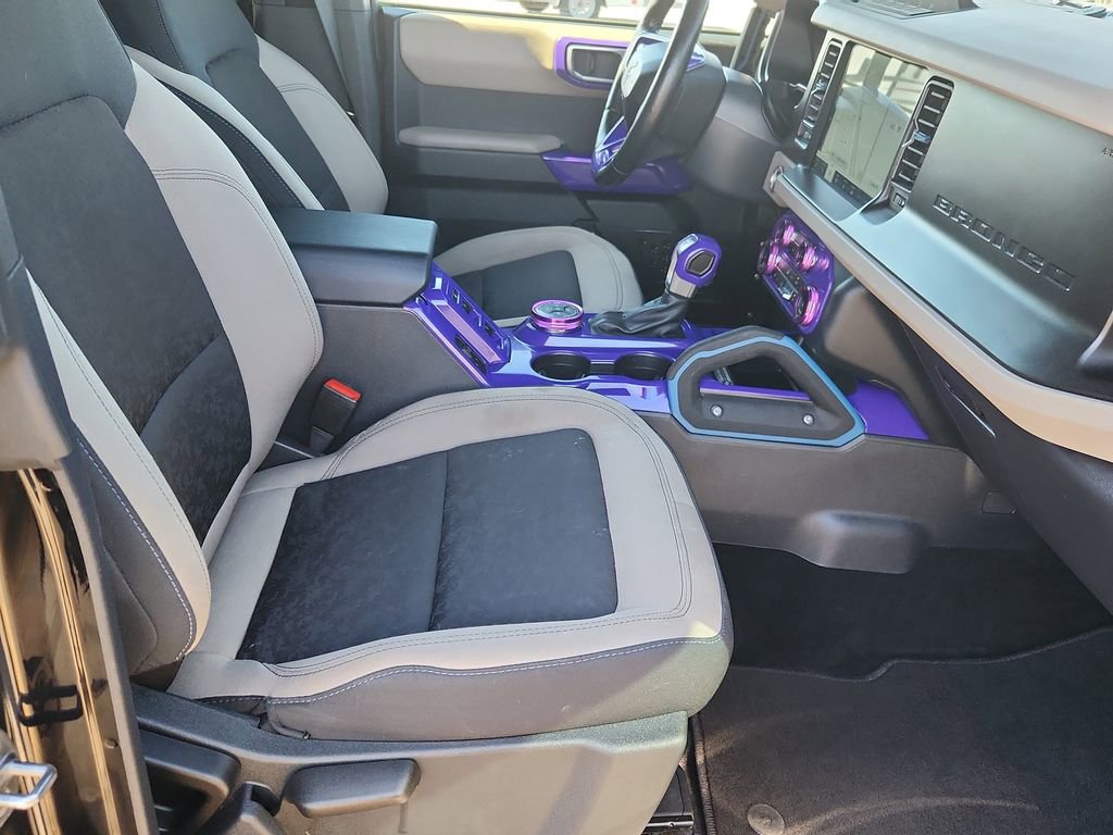 Used 2022 Ford Bronco Wildtrak image 14