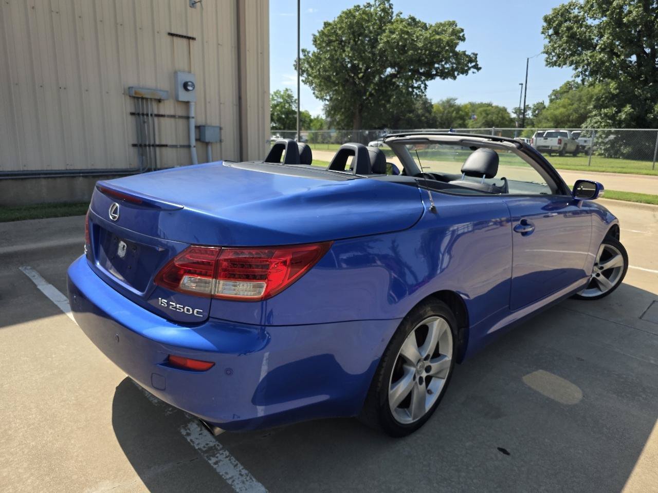 Used 2010 Lexus IS 250C RWD image 8