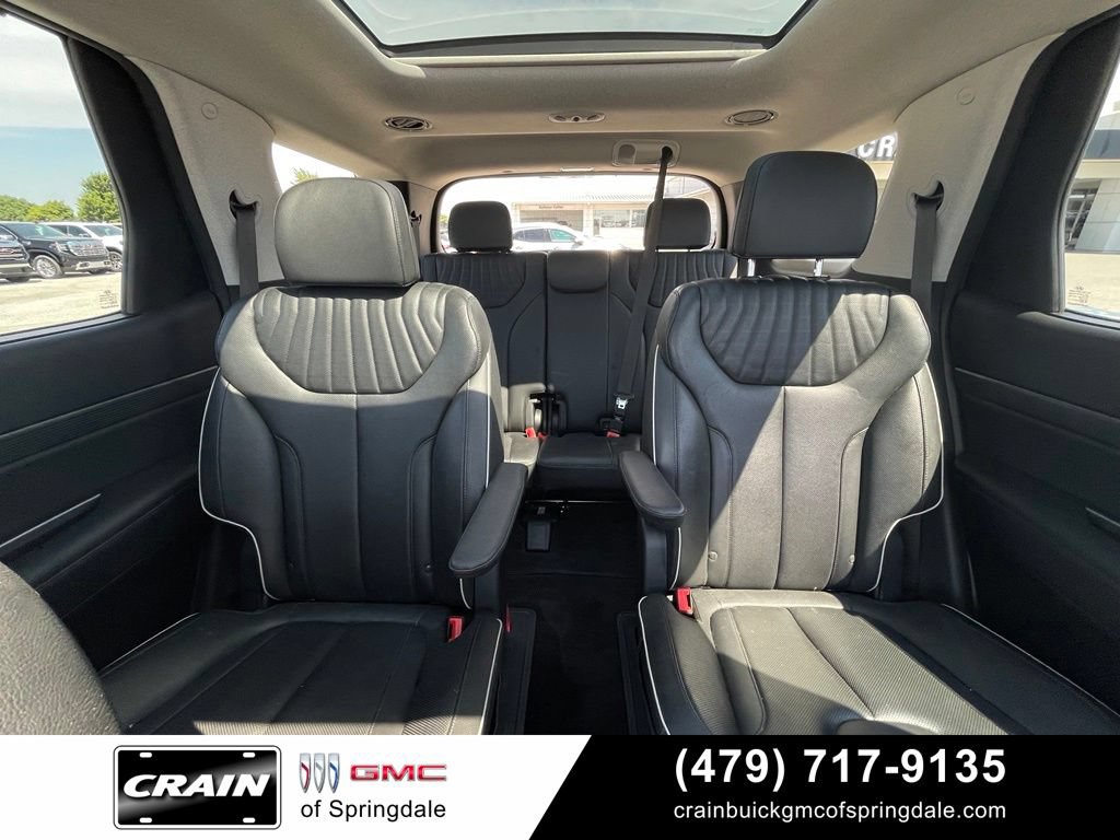 Used 2024 Hyundai Palisade Limited FWD image 29
