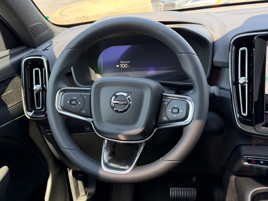 Certified 2023 Volvo C40 P8 Recharge Ultimate AWD/4WD image 23