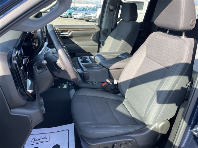 Used 2022 Chevrolet Silverado 1500 LT image 11