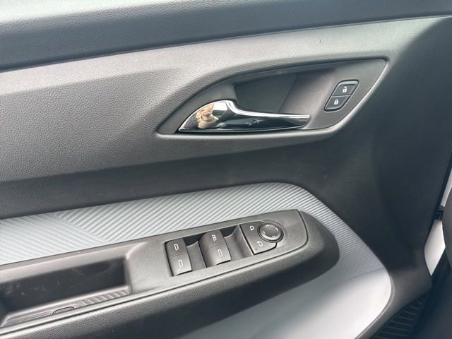 New 2027 Chevrolet Bolt LT w/ Comfort Package FWD image 20