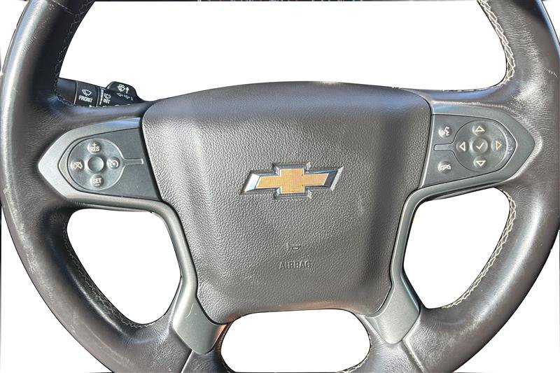 Used 2018 Chevrolet Silverado 1500 LT w/ LT Eassist Package AWD/4WD image 17