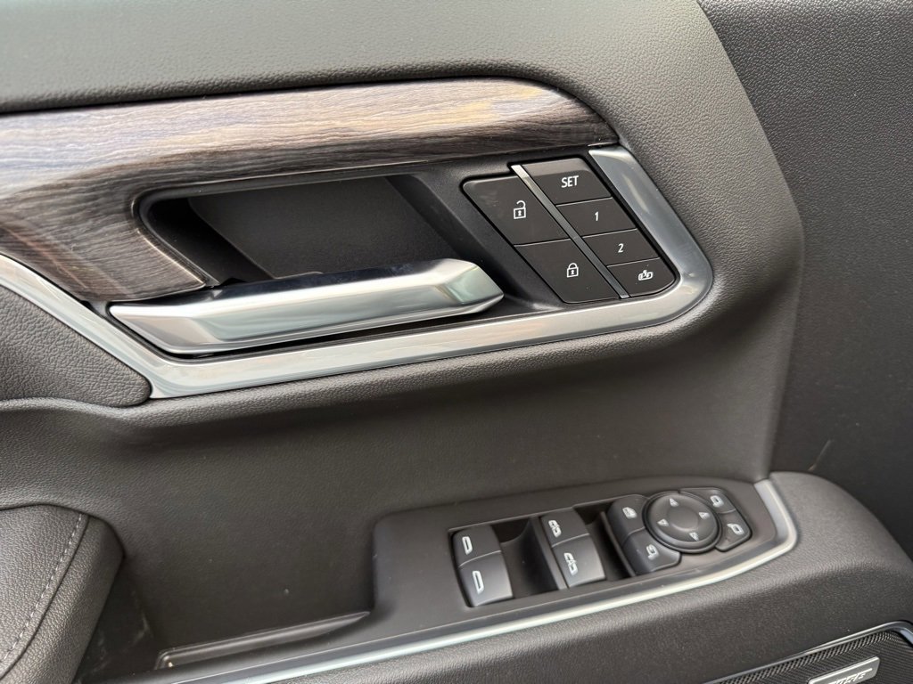 New 2026 Chevrolet Silverado 1500 LTZ w/ Z71 Off-Road Package image 11