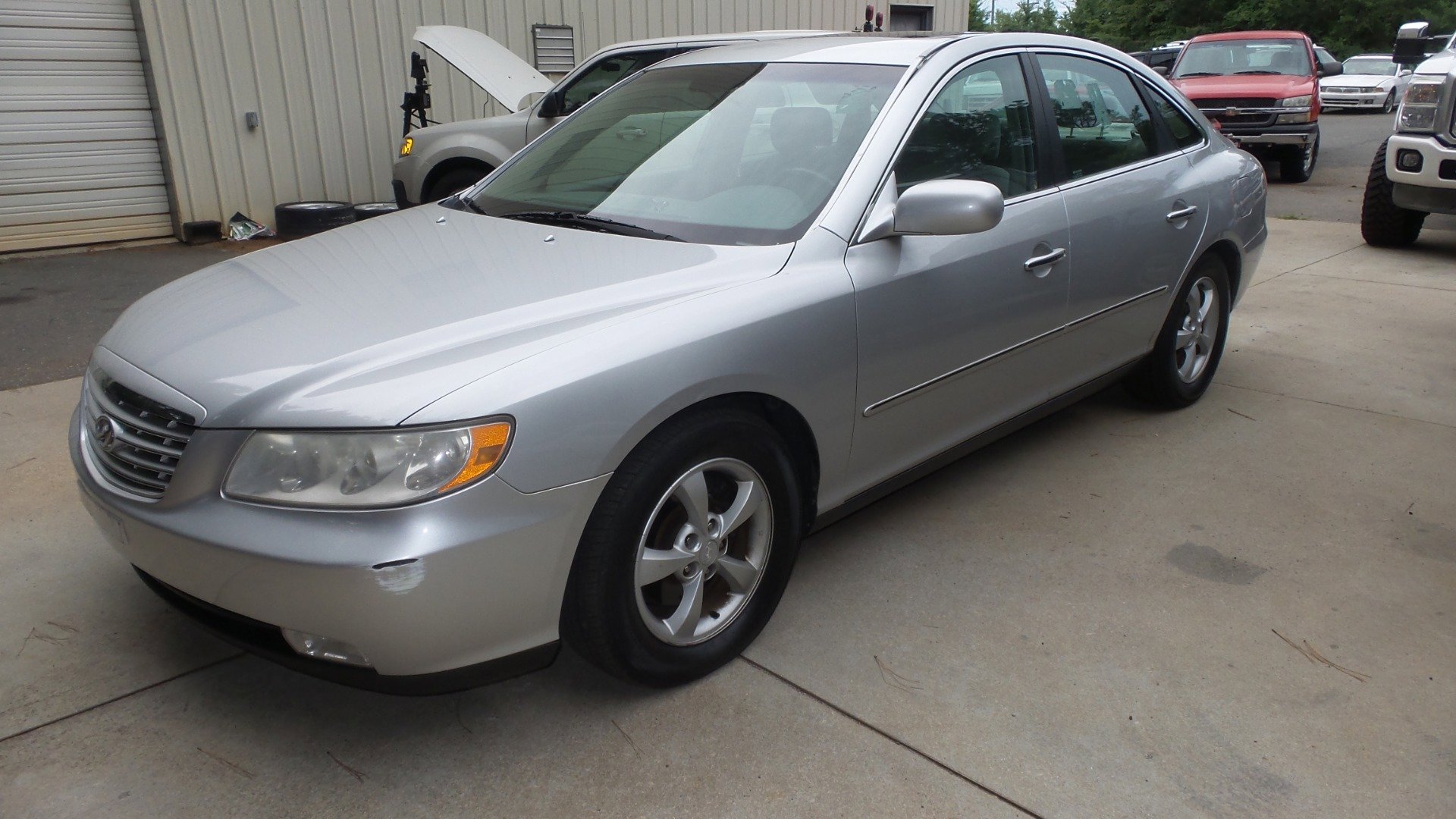 Used 2006 Hyundai Azera SE image 1
