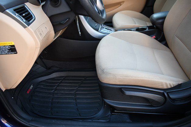 Used 2013 Hyundai Elantra GLS image 15