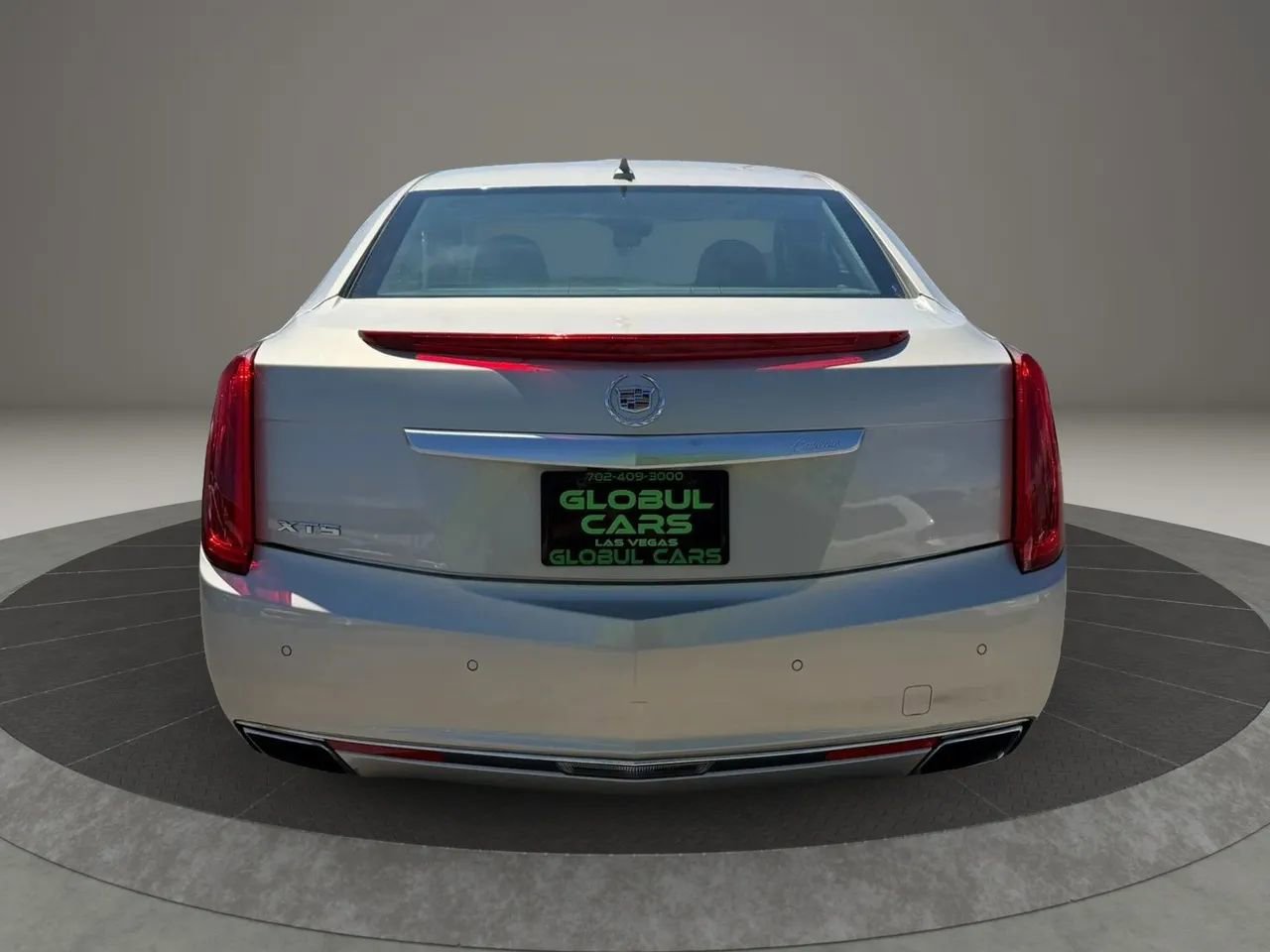 Used 2013 Cadillac XTS Premium FWD image 33
