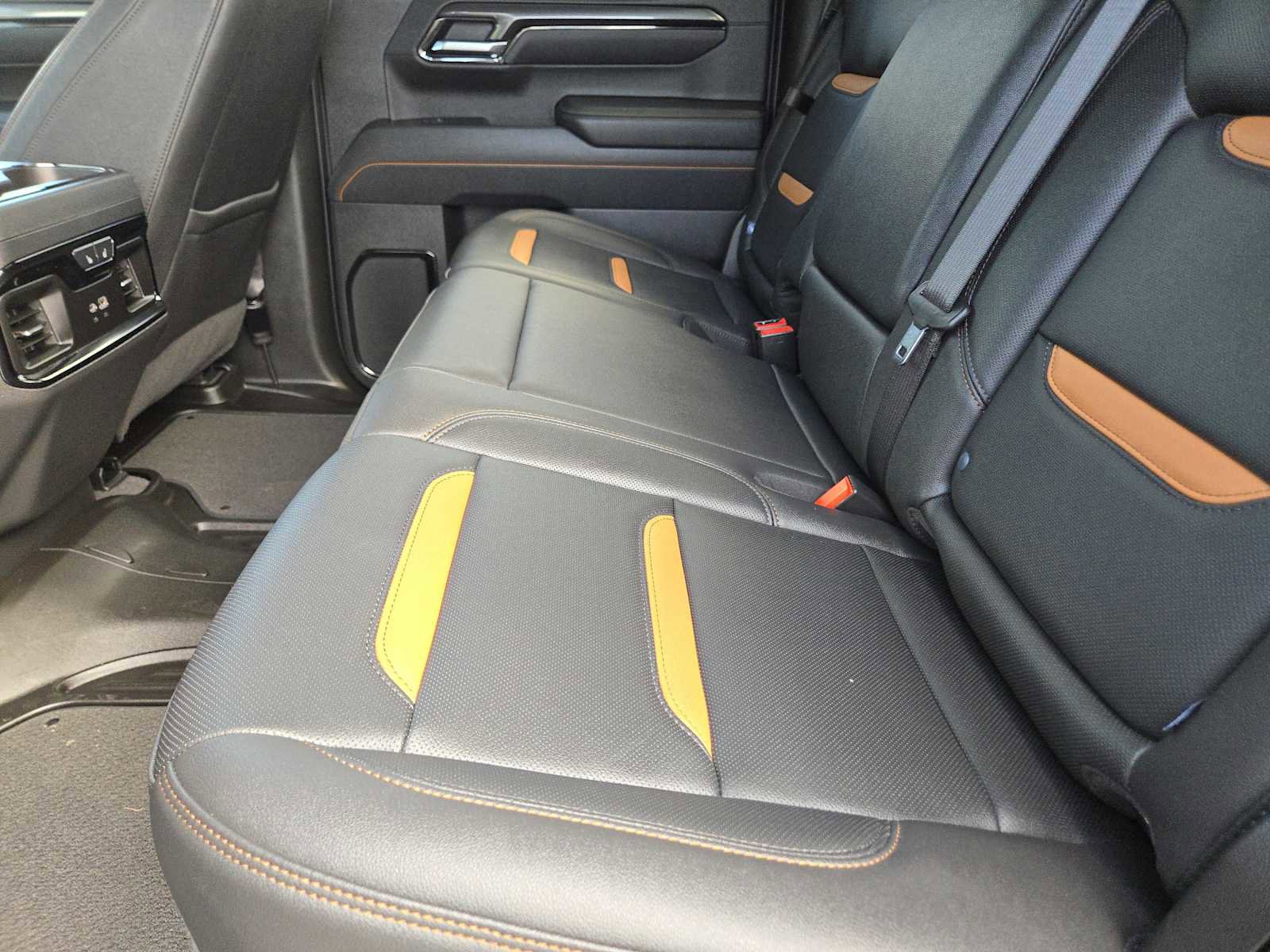 Certified 2026 GMC Sierra 1500 AT4 w/ AT4 Premium Package image 29