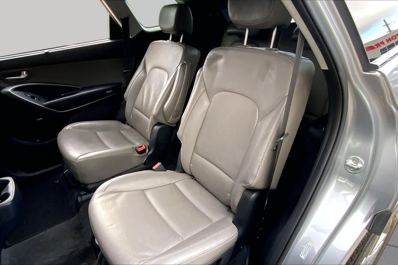 Used 2019 Hyundai Santa Fe XL FWD image 21