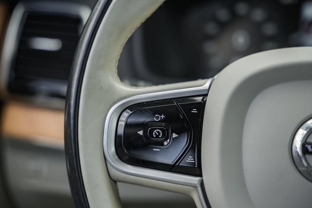 Used 2021 Volvo XC90 T6 Momentum w/ Advanced Package AWD/4WD image 27