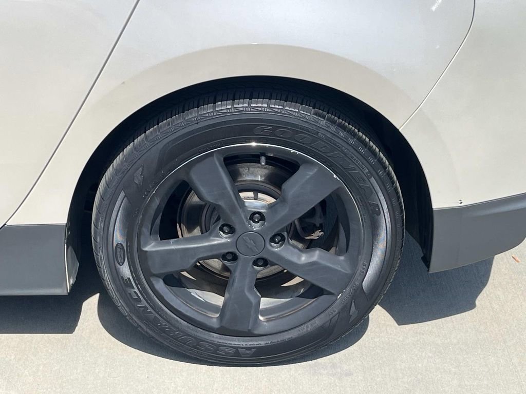 Used 2013 Chevrolet Volt Premium w/ Premium Trim Package image 11