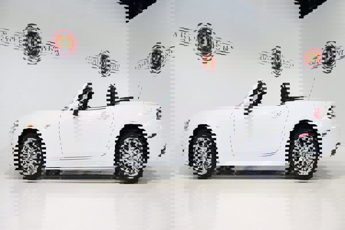 Used 2017 FIAT 124 Spider Classica image 28