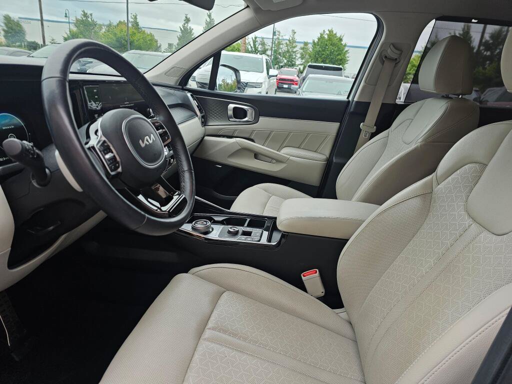 Used 2023 Kia Sorento SX Prestige AWD/4WD image 26