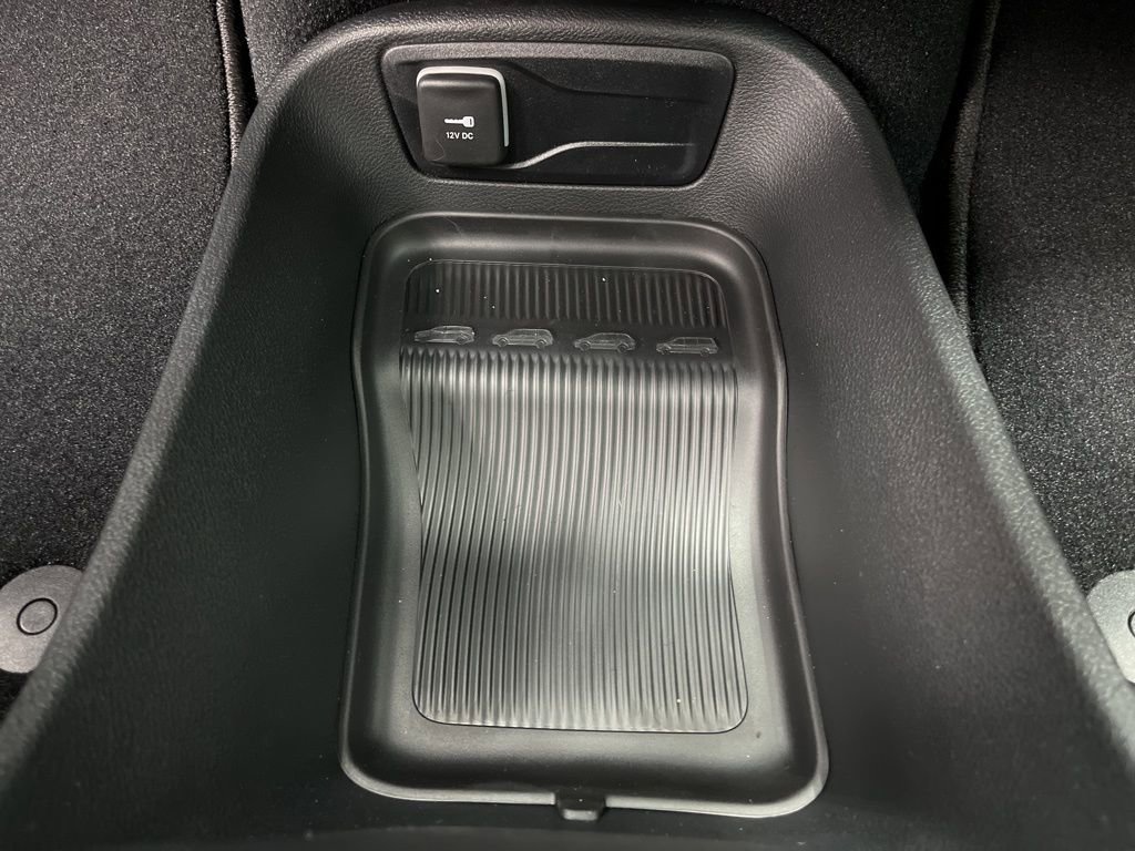 New 2026 Chrysler Pacifica Select image 17