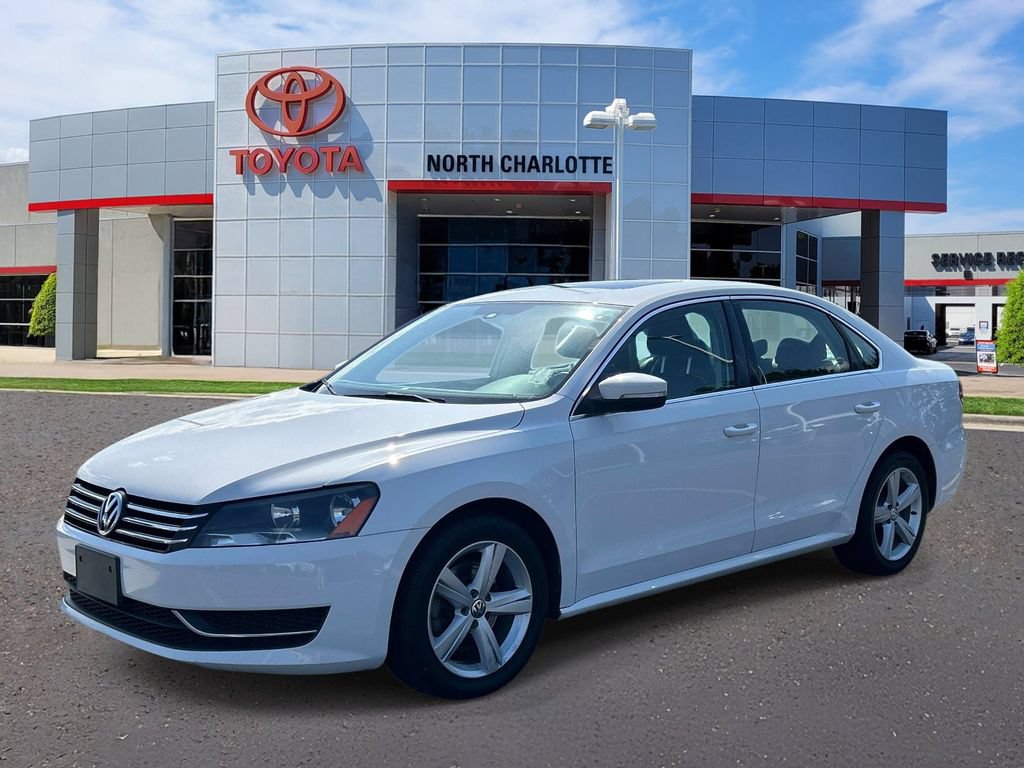 Used 2013 Volkswagen Passat 2.5 SE FWD image 3