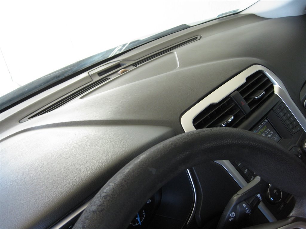 Used 2013 Ford Fusion SE FWD image 21