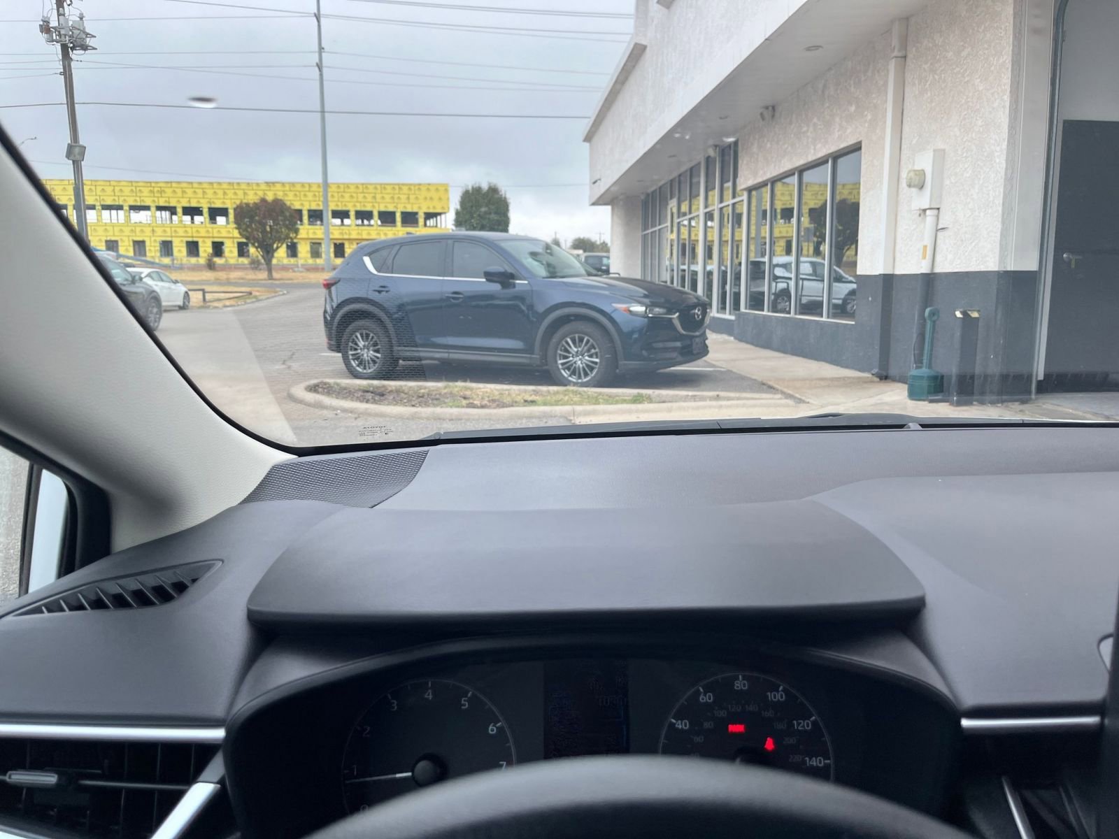 Used 2023 Toyota Corolla LE image 32