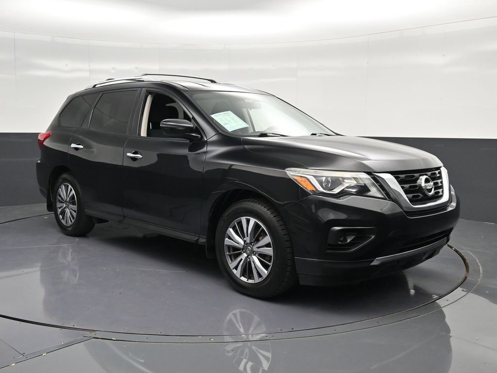 Used 2019 Nissan Pathfinder S image 5