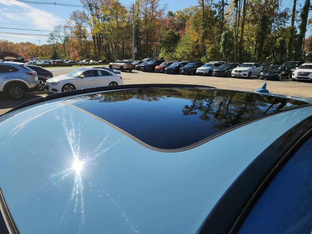 Used 2022 Maserati Levante Modena S image 10