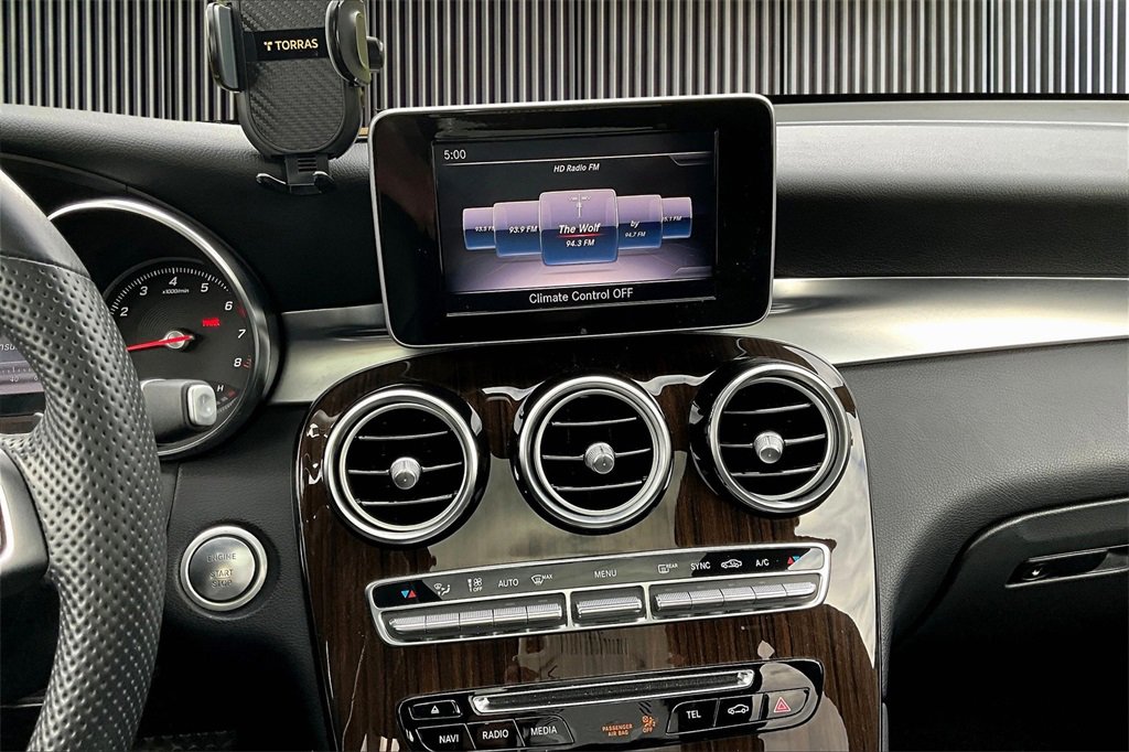 Used 2019 Mercedes-Benz GLC 300 4MATIC image 6