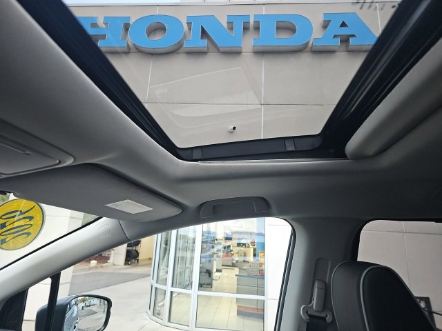 New 2026 Honda Odyssey Touring image 19
