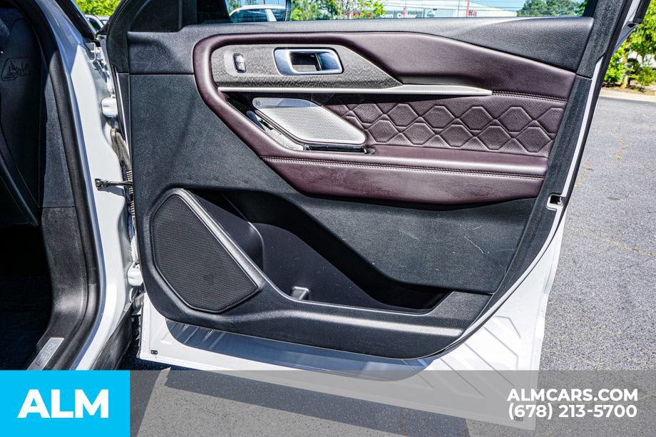 Used 2025 Ford Explorer Platinum w/ LUX Leather Package AWD/4WD image 55