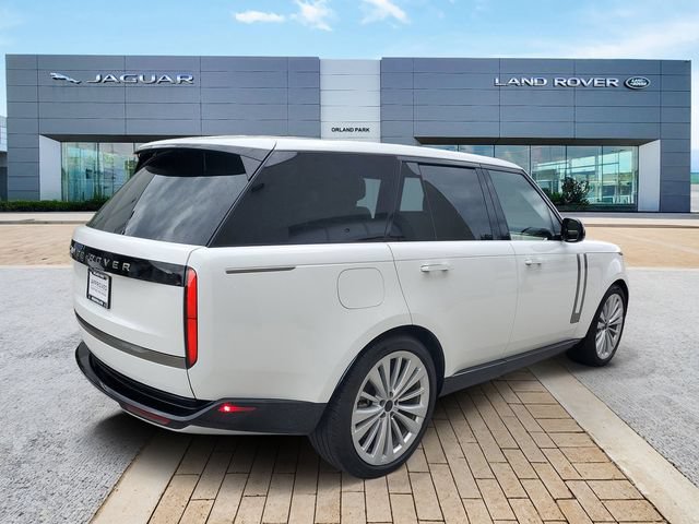 Certified 2026 Land Rover Range Rover SE AWD/4WD image 5