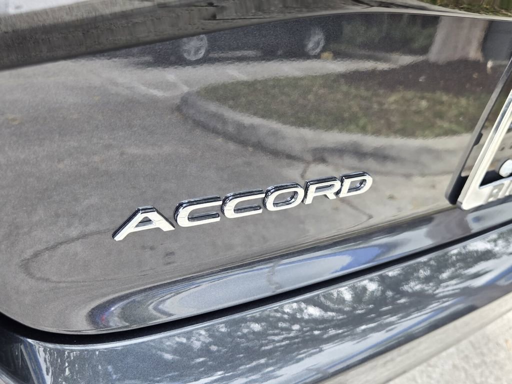Used 2025 Honda Accord SE image 15