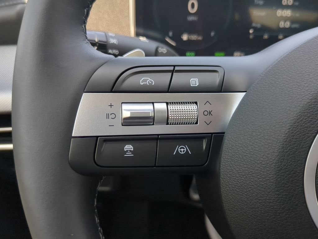 New 2025 Hyundai Sonata Limited image 12