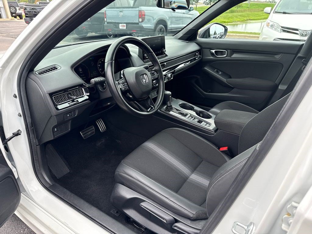 Certified 2025 Honda Civic Sport image 17