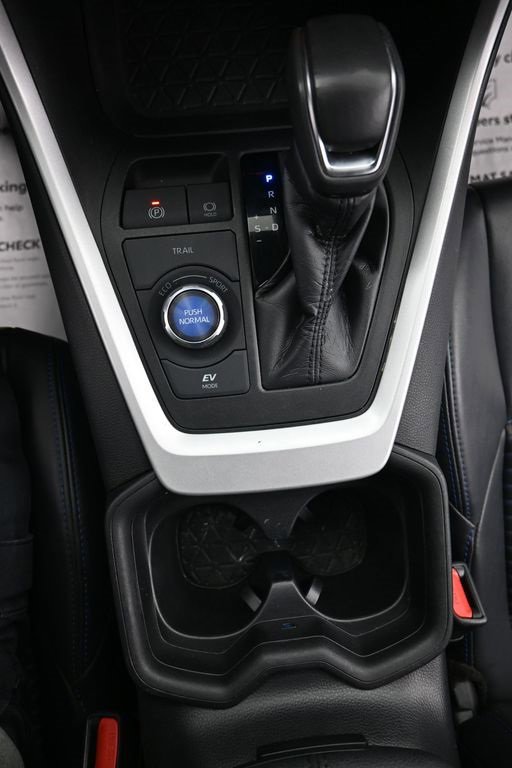 Used 2021 Toyota RAV4 XSE image 27