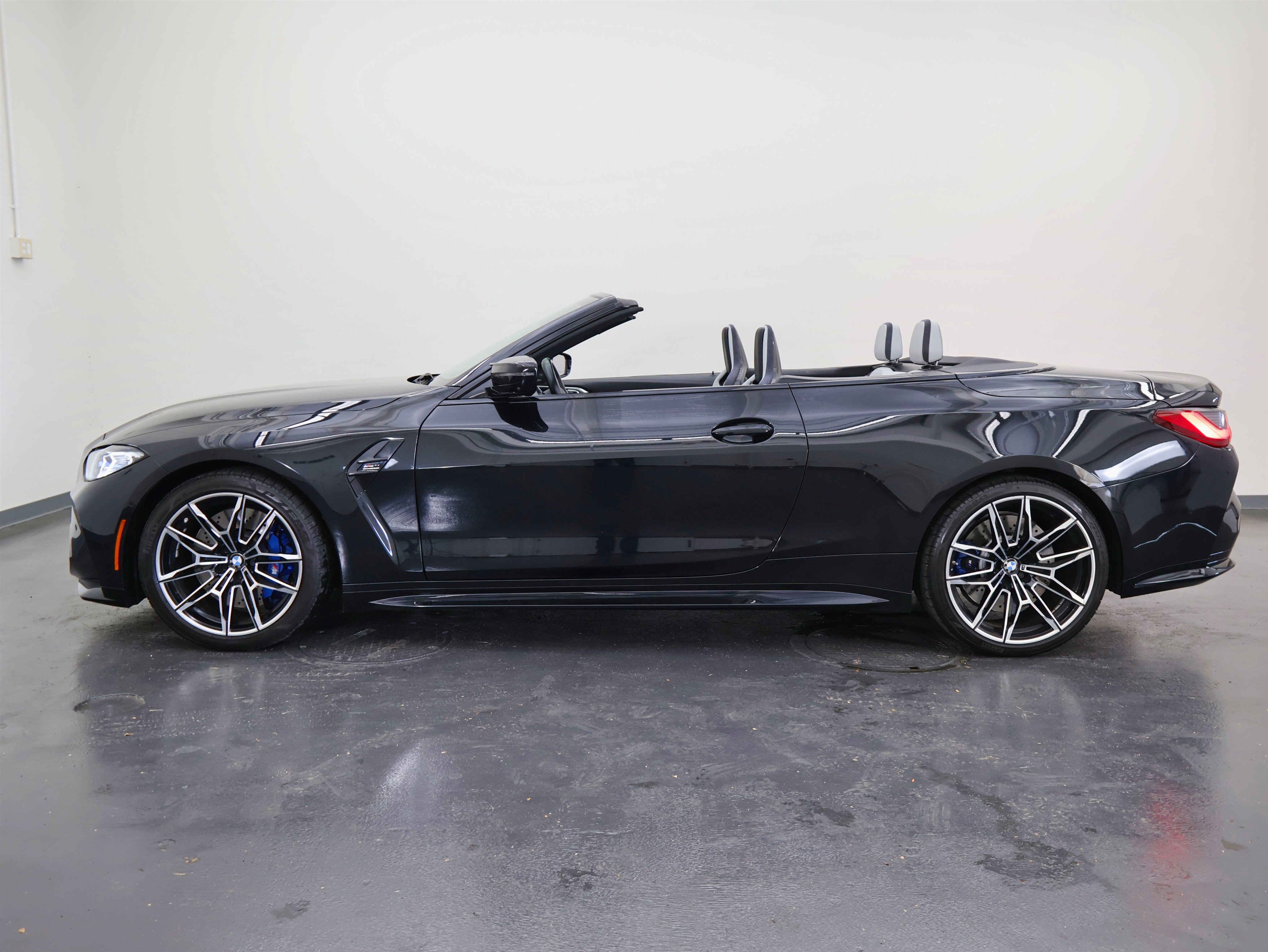 Used 2022 BMW M4 xDrive Competition image 7