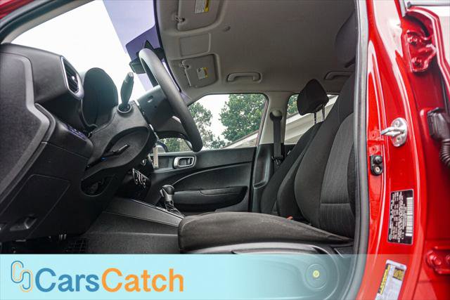 Used 2021 Hyundai Venue SE FWD image 18