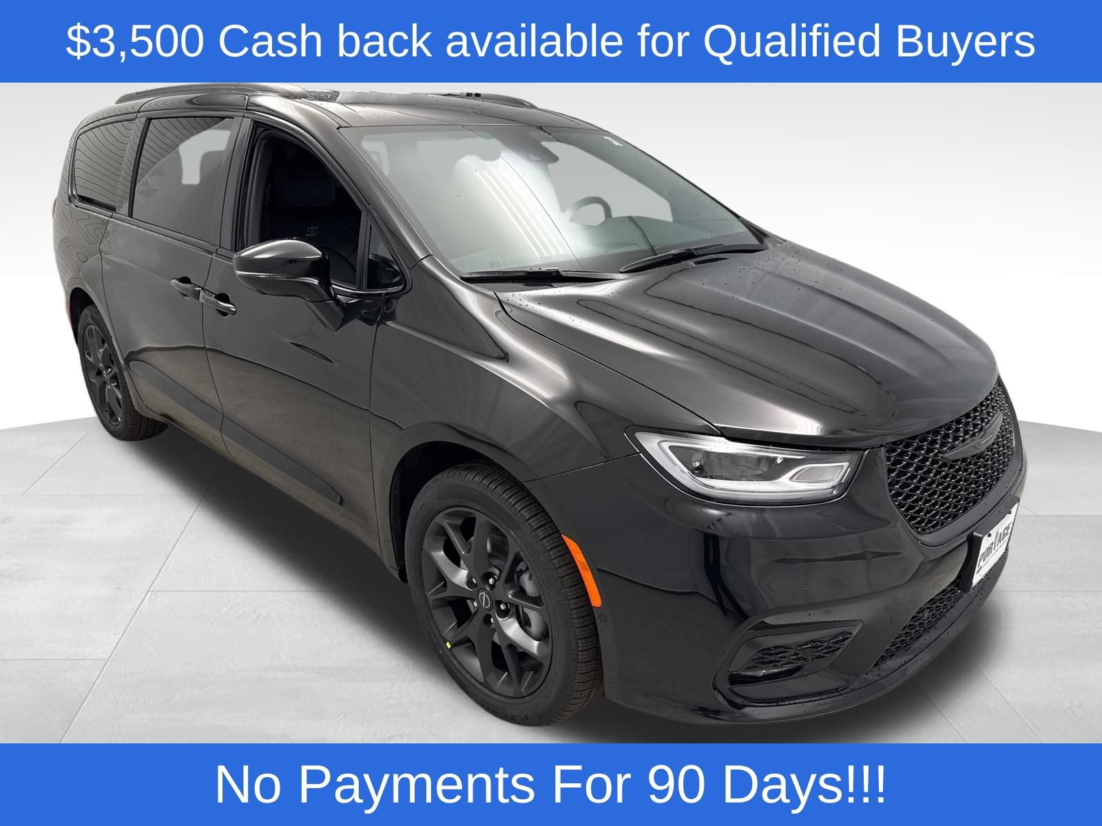 New 2026 Chrysler Pacifica Select w/ S Appearance Package AWD/4WD image 1