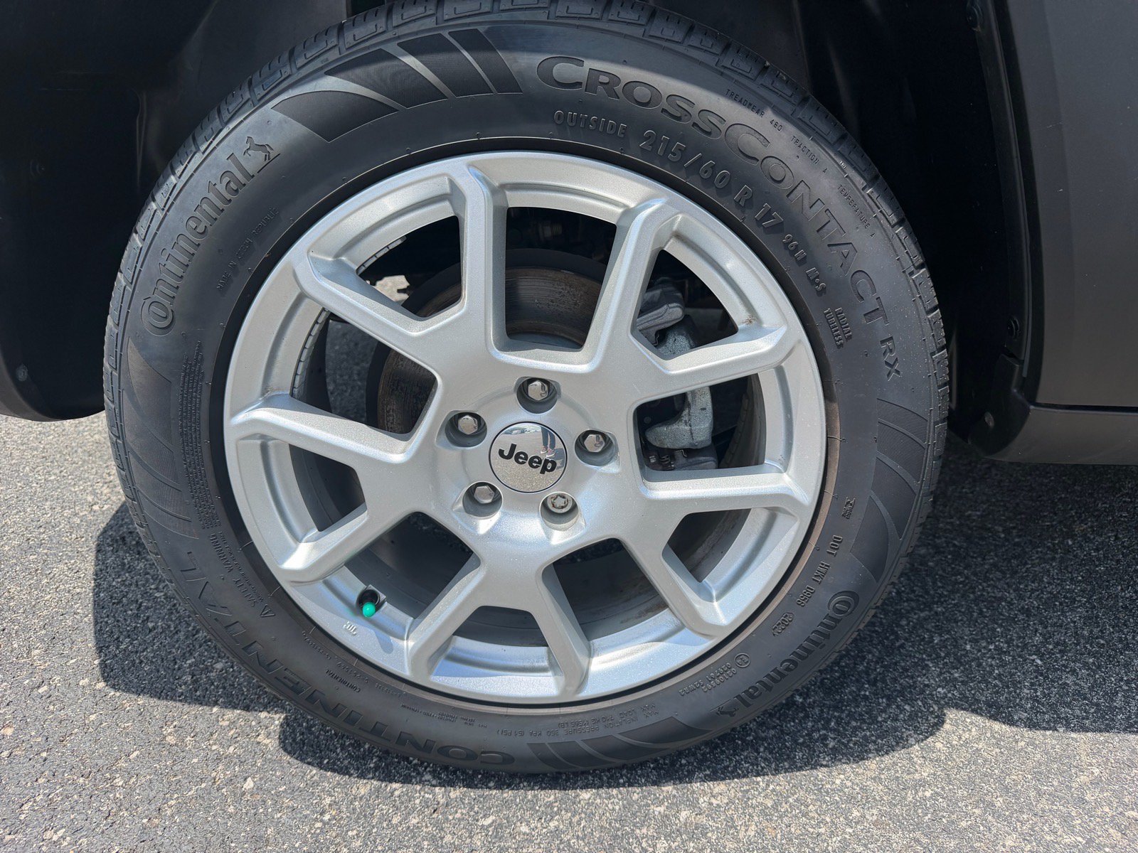 Used 2022 Jeep Renegade Latitude AWD/4WD image 21