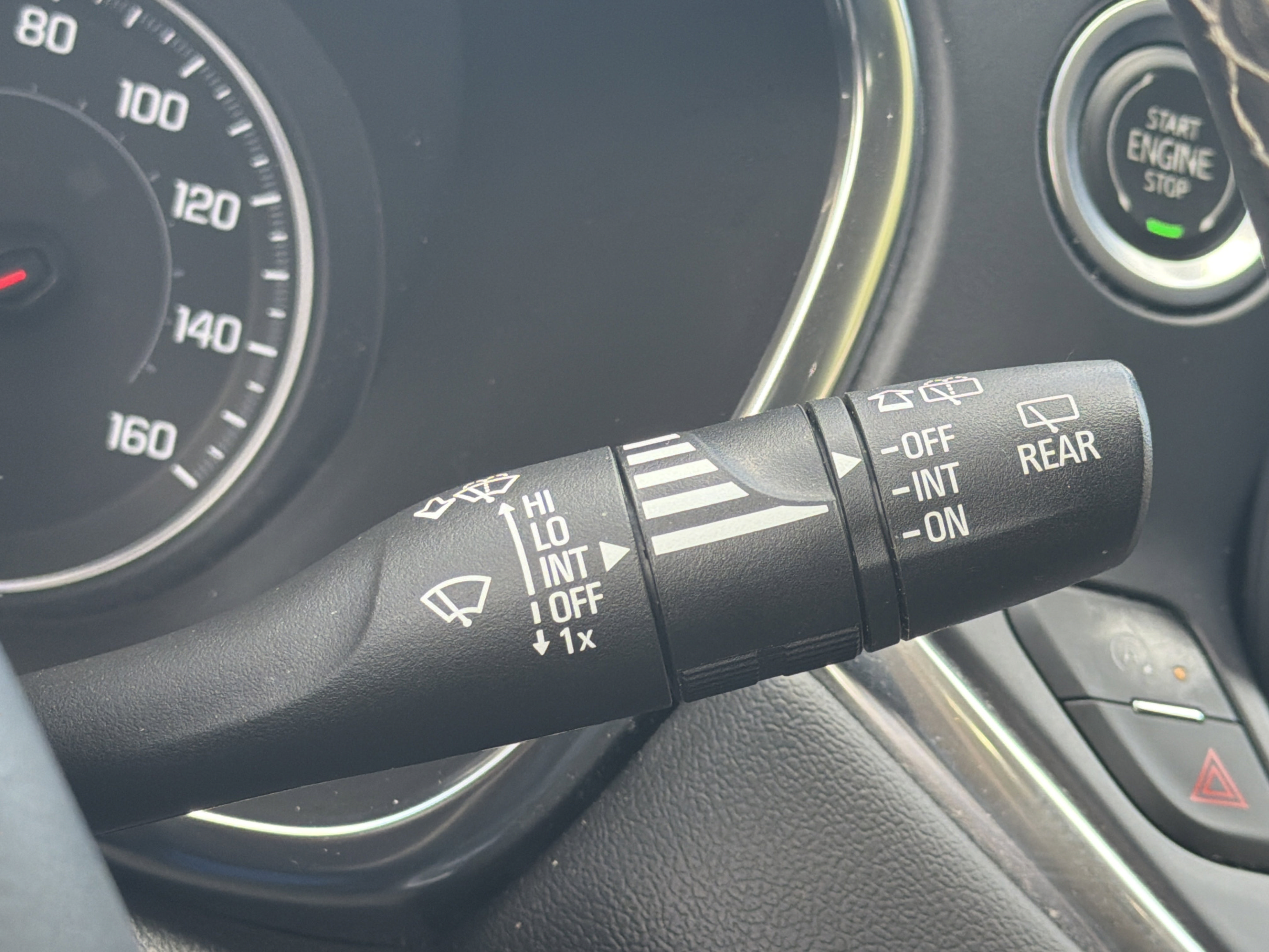 Used 2023 Chevrolet Blazer LT FWD image 28
