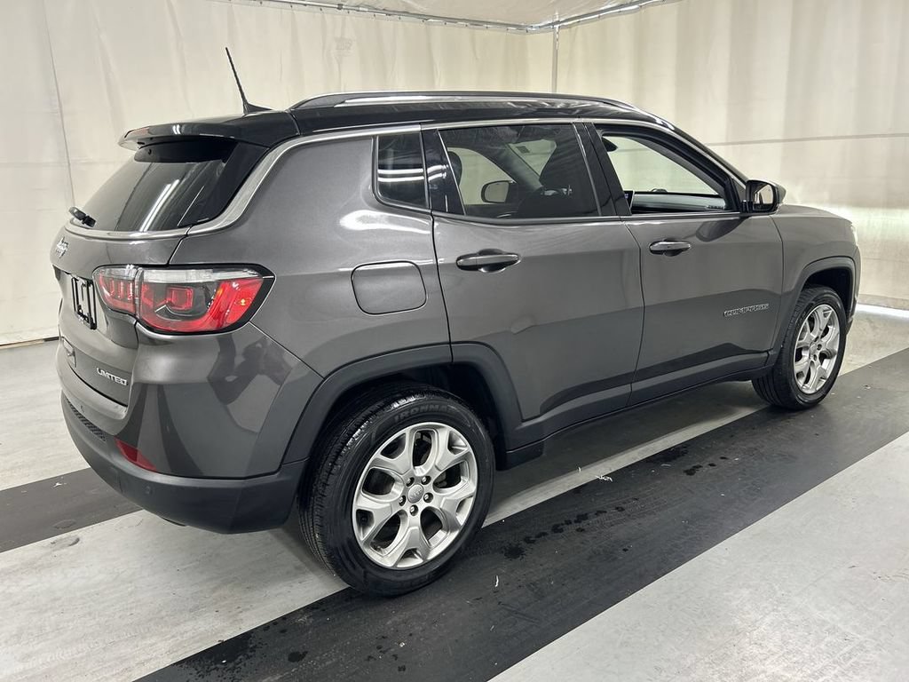 Used 2022 Jeep Compass Limited AWD/4WD image 2