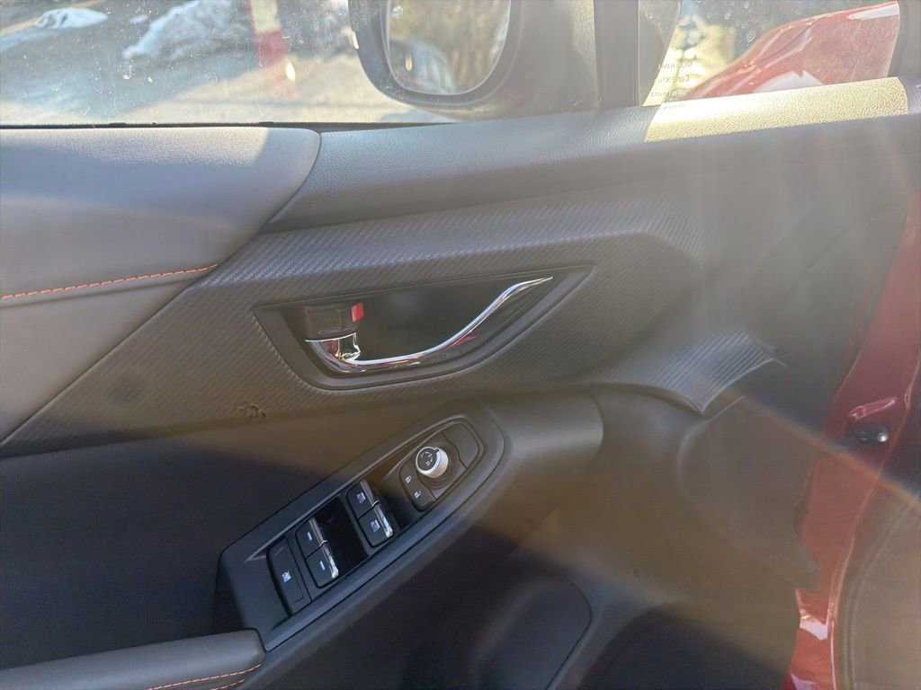 Used 2025 Subaru Crosstrek 2.5i Limited w/ Crosstrek Mirror Package image 13