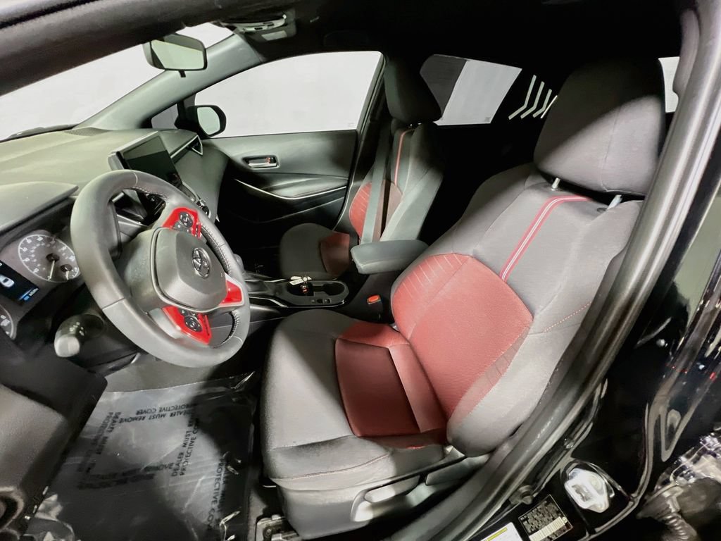 Certified 2025 Toyota Corolla SE FWD image 18