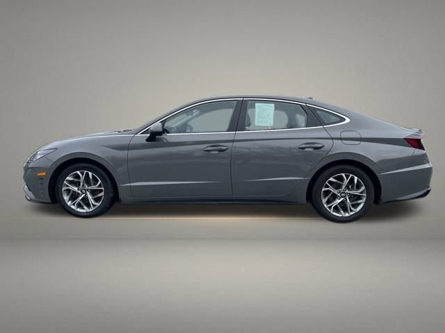 Used 2022 Hyundai Sonata SEL image 2