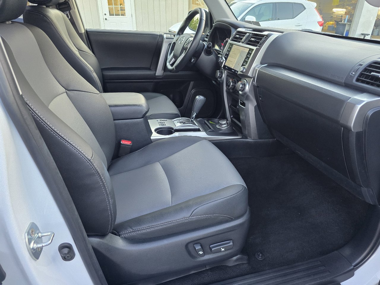 Used 2024 Toyota 4Runner SR5 Premium image 19