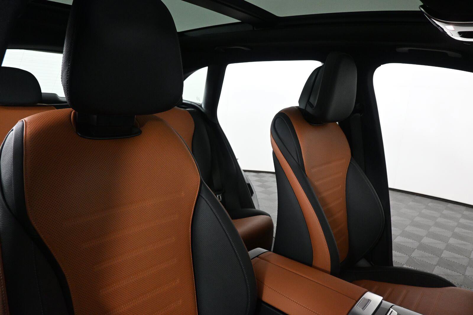 Certified 2026 Mercedes-Benz GLC 43 AMG 4MATIC image 21