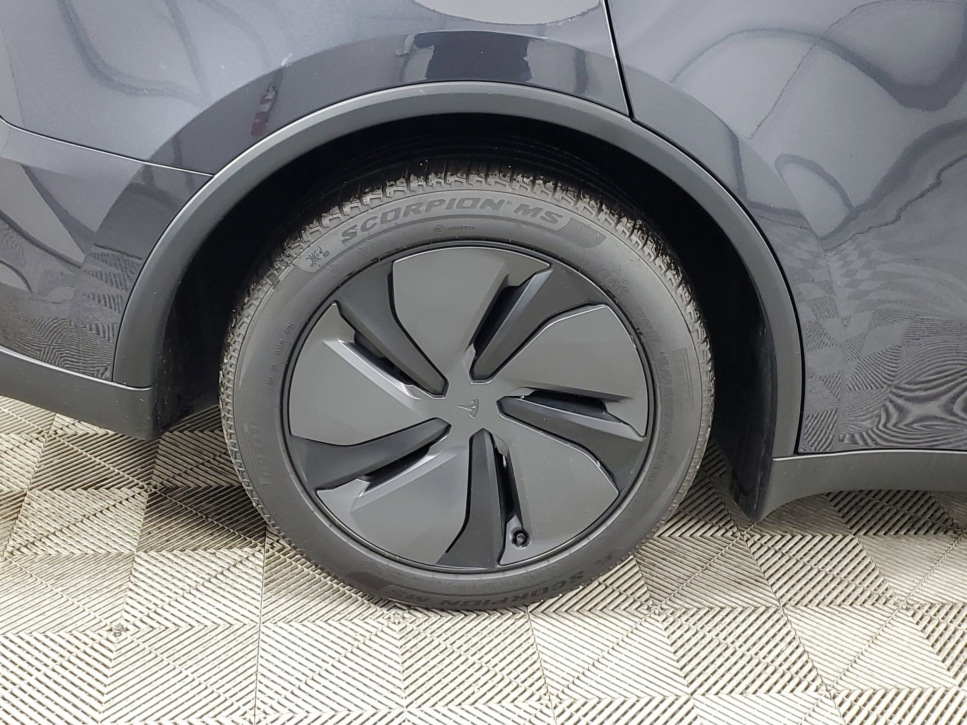 Used 2026 Tesla Model Y Long Range image 13