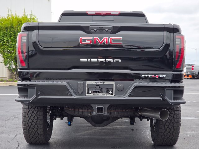 New 2026 GMC Sierra 2500 AT4X w/ LPO, Black Badging Package AWD/4WD image 17