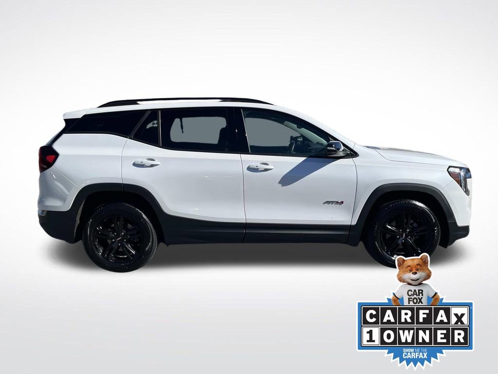 Used 2024 GMC Terrain AT4 image 2