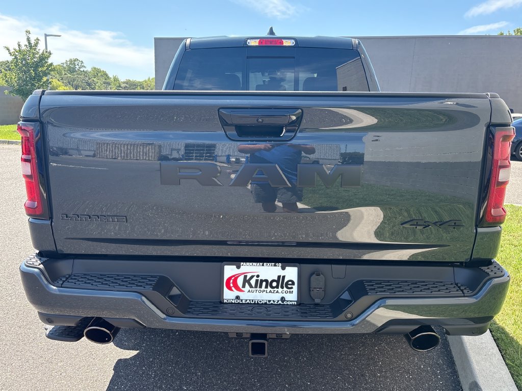 New 2026 RAM 1500 Laramie w/ Night Edition AWD/4WD image 30