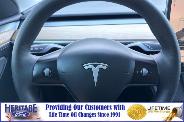 Used 2023 Tesla Model Y Long Range AWD/4WD image 23