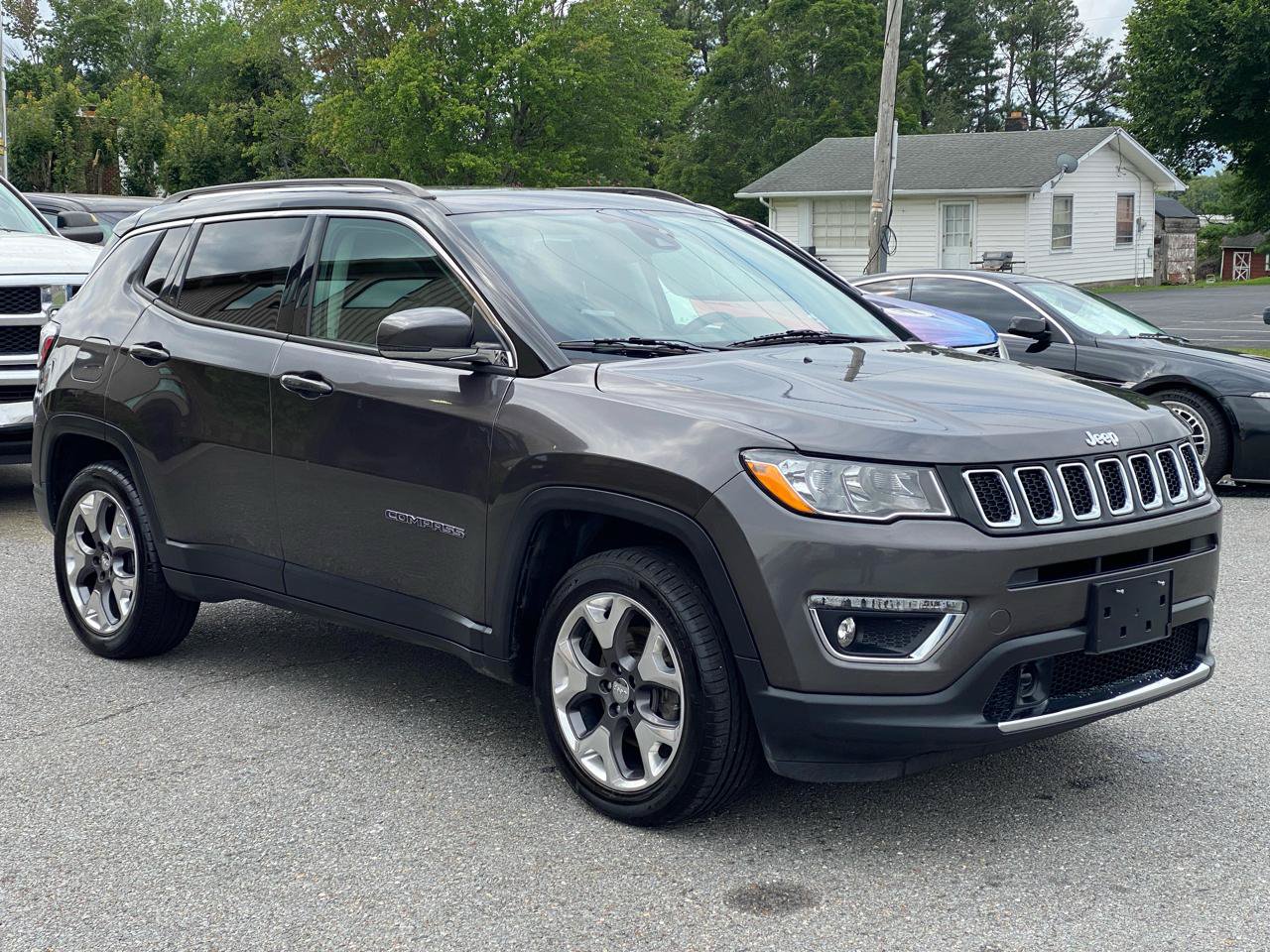 Used 2021 Jeep Compass Limited w/ Sun and Sound Group AWD/4WD image 4