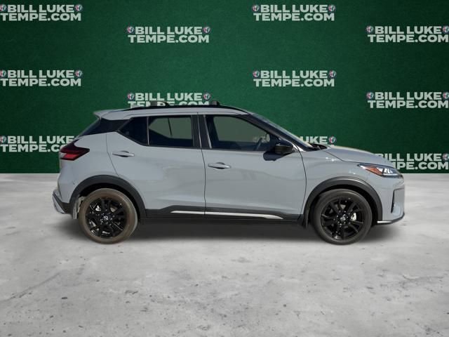 Used 2022 Nissan Kicks SR w/ Premium Package image 5