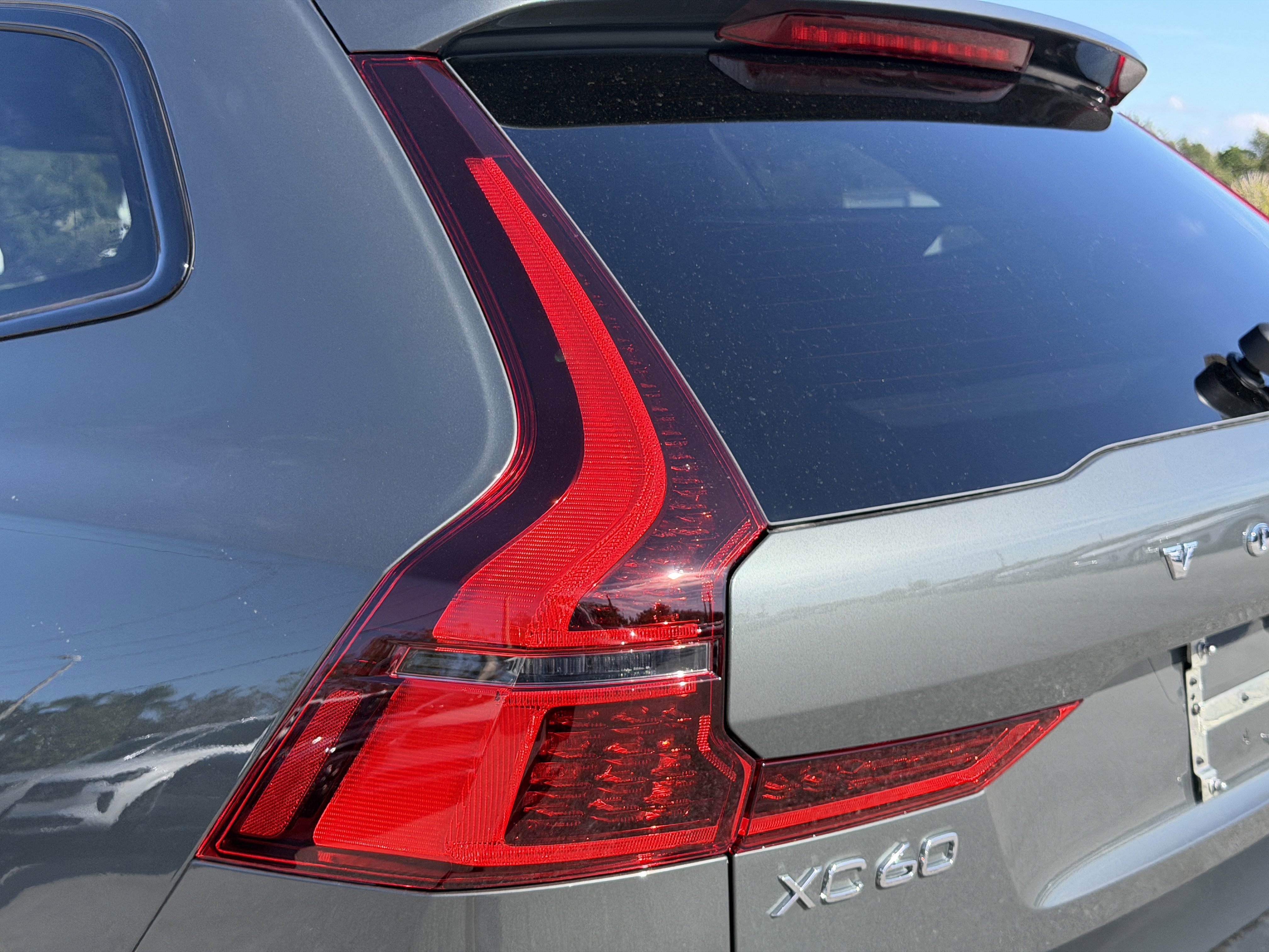 New 2026 Volvo XC60 B5 Core w/ Protection Package AWD/4WD image 9